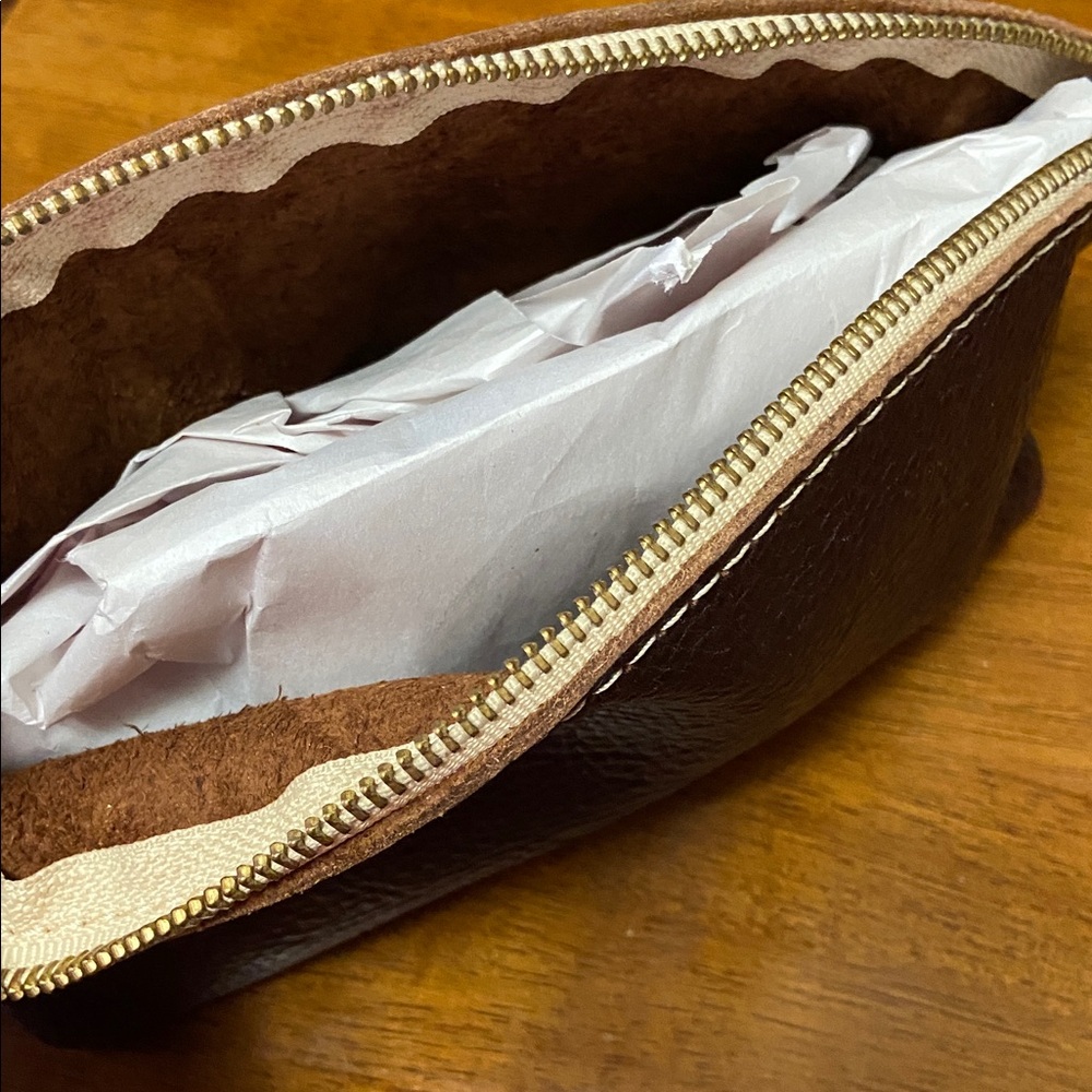 Portland Leather Dark Brown Cosmetic Case - Picture 5 of 6